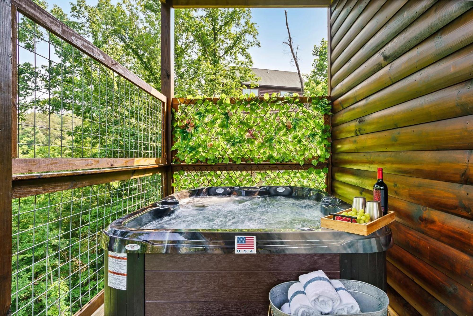 Spring Sale! Indoor Pool, Pet Stays Free, Movie, Hottub Sevierville Dış mekan fotoğraf